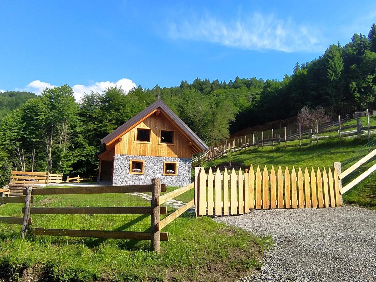 Chalet Navauce Raveo Esterno foto