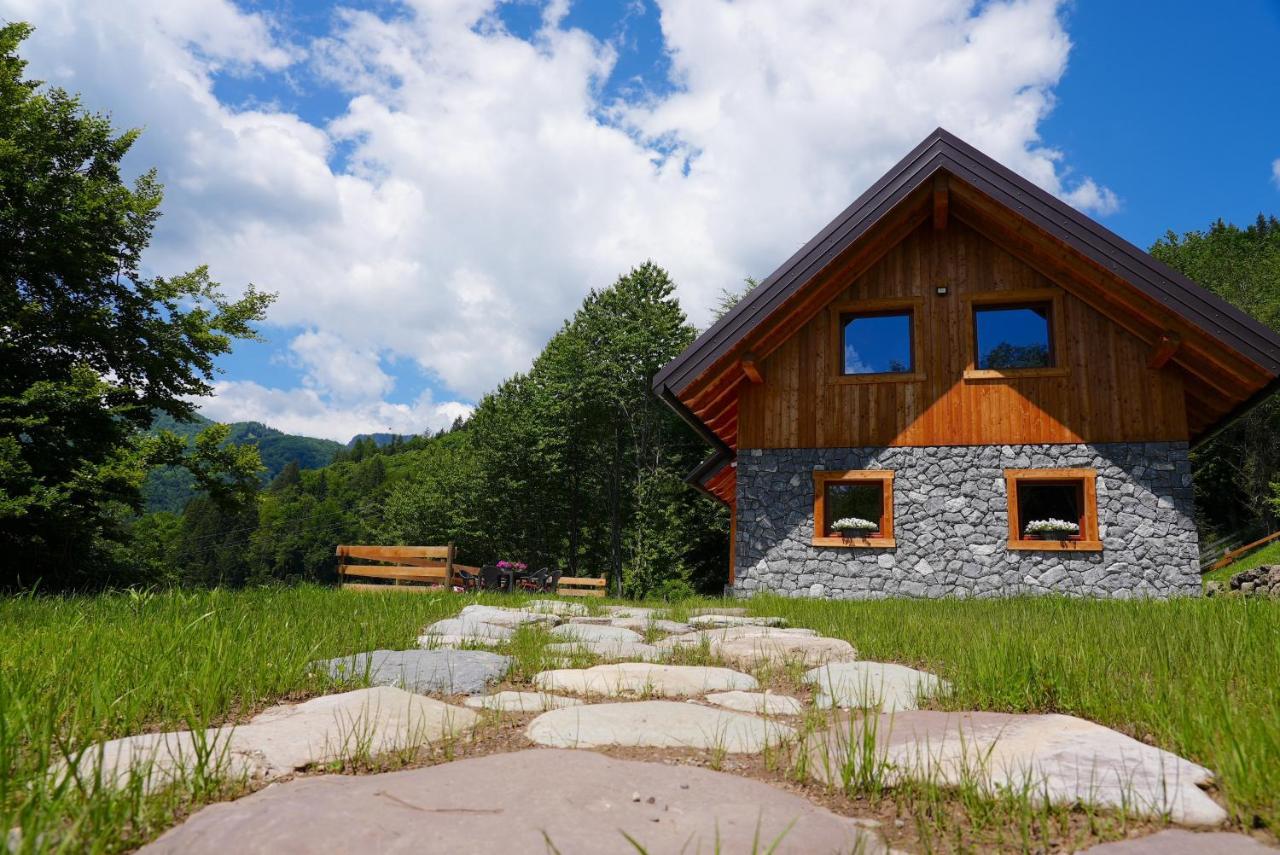 Chalet Navauce Raveo Esterno foto