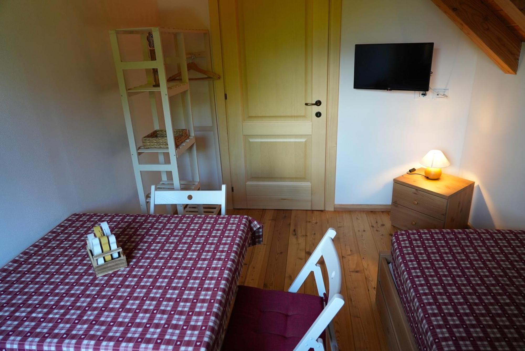 Chalet Navauce Raveo Esterno foto