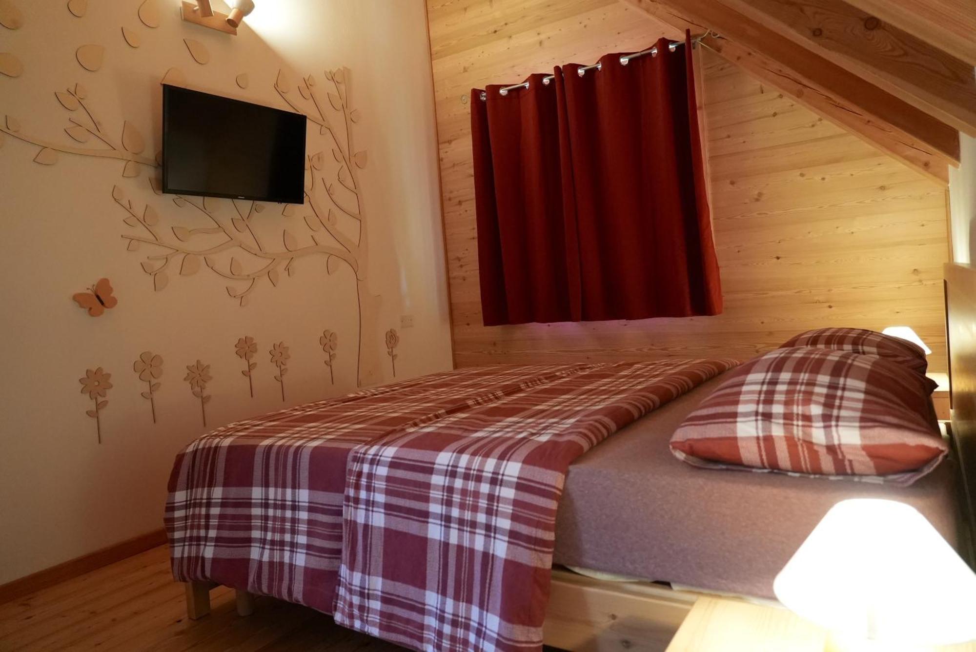 Chalet Navauce Raveo Esterno foto