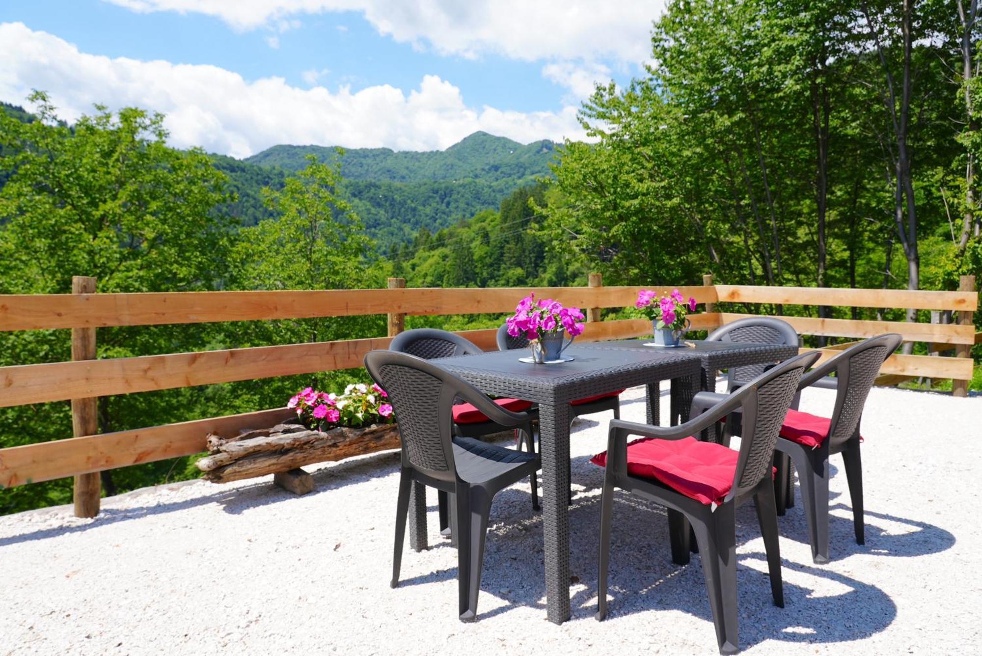 Chalet Navauce Raveo Esterno foto